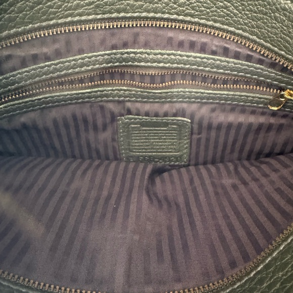 Coach Dark Green Leather Bag Purse with adjustable shoulder strap - Picture 3 of 3